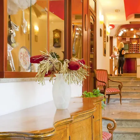Hotel Polo 2*