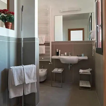 Hotel Polo 2*